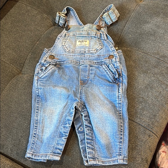 Baby overalls - Picture 1 of 1